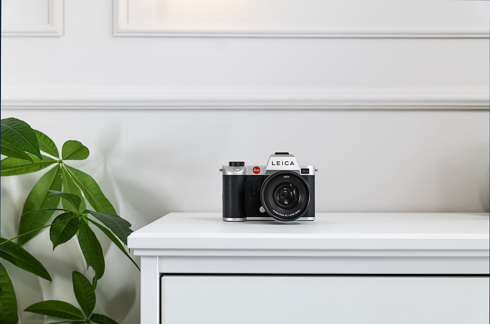 Leica SL2 silver anodized